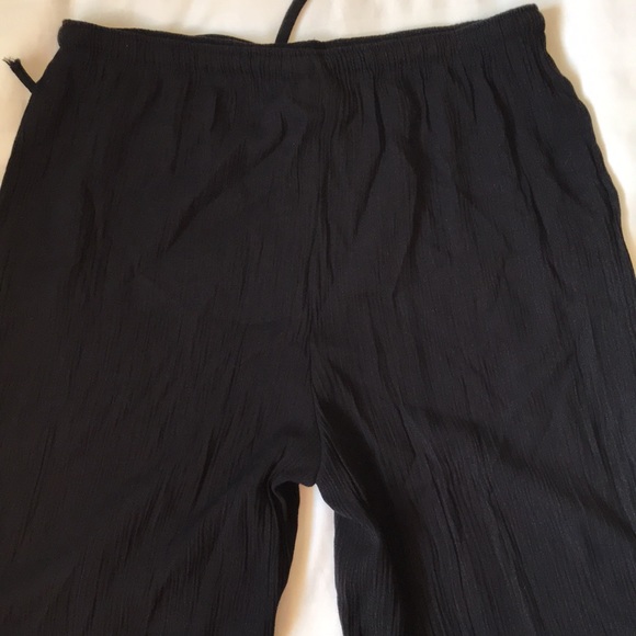 Laura Canadian made black drawstring waist pajama style crinkly pants EUC - Picture 4 of 5